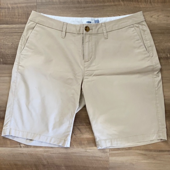 Old Navy Shorts - Picture 1 of 4